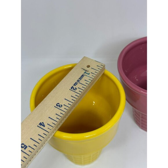 VTG Pfaltzgraff Ceramic Ice Cream Cone Cups Set 2 Yellow & Pink Planters 4"x4.5" - Picture 5 of 9